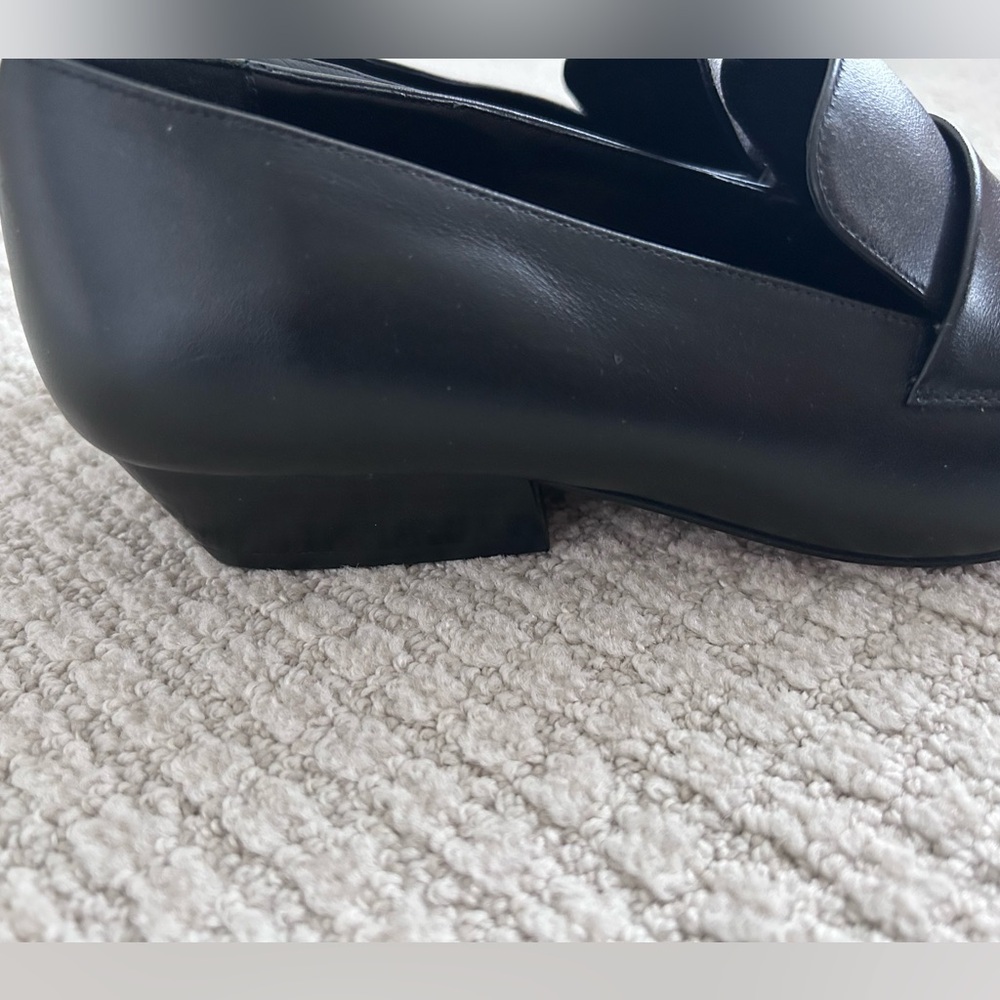 Banana Republic Black Italian Leather Everyday Loafer Women’s Size 7 - Picture 10 of 14